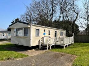 2 Bedroom Caravan NV16, Lower Hyde, Shanklin, Isle of Wight